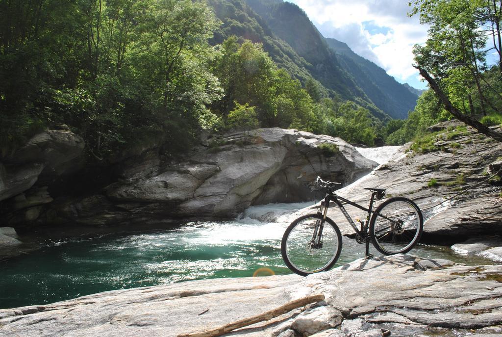 Myverzasca Resort Ai Piee Brione  Exterior photo