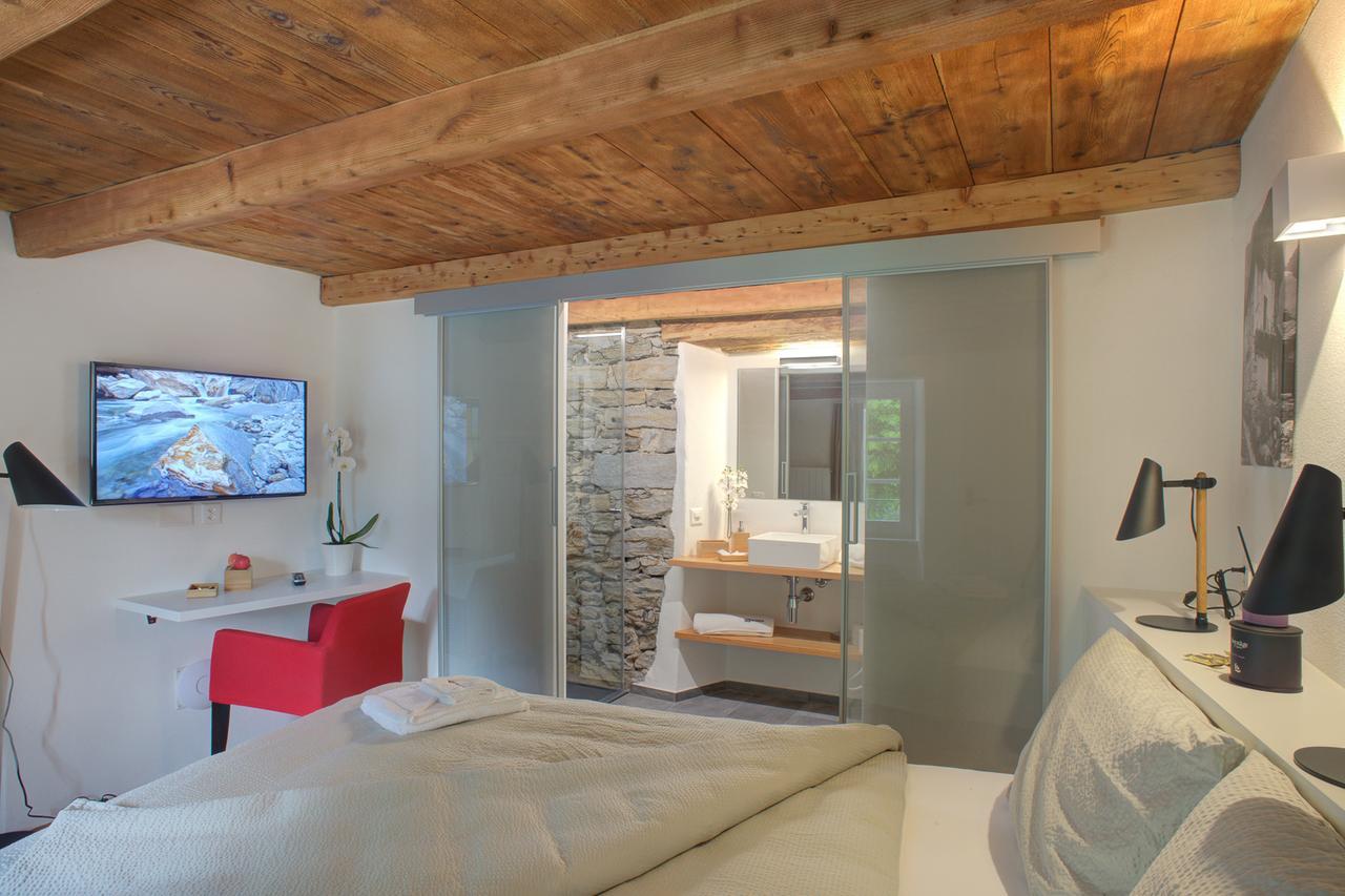 Myverzasca Resort Ai Piee Brione  Exterior photo